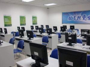 廣安思源電腦學(xué)校 培養(yǎng)計(jì)算機(jī)信息技術(shù)人才的搖籃